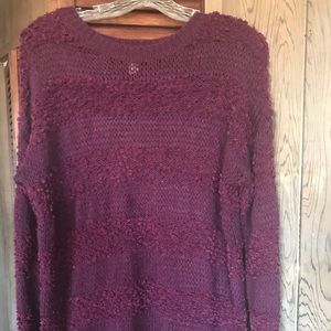 Forever 21 maroon sweater